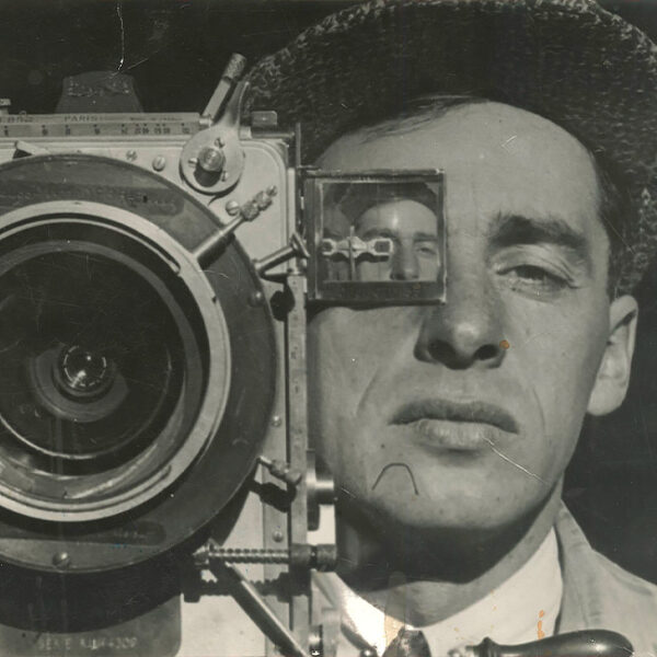 Выставка-фильм «Дзига Вертов. Киноглаз» в Центре «Зотов»