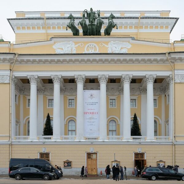 Спектакль «Ворон»