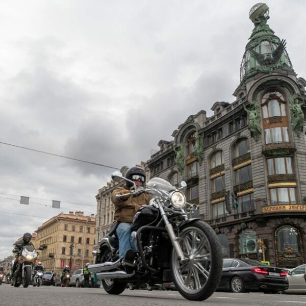 Петербургская мотовыставка IMIS