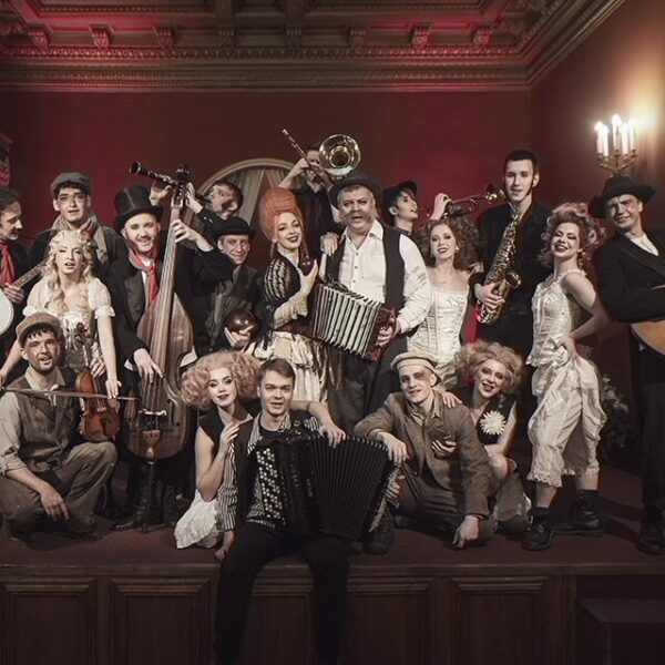 Спектакль «Трехгрошовая история»