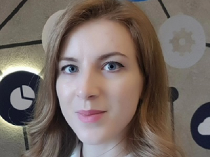 Елена Щенявская