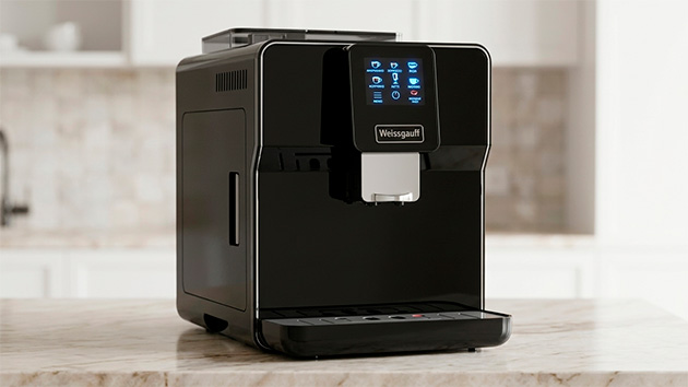 Weissgauff WCM-330 TFT Touch Cappuccino Nero. Фото: Ян Ляпин / Нейросеть