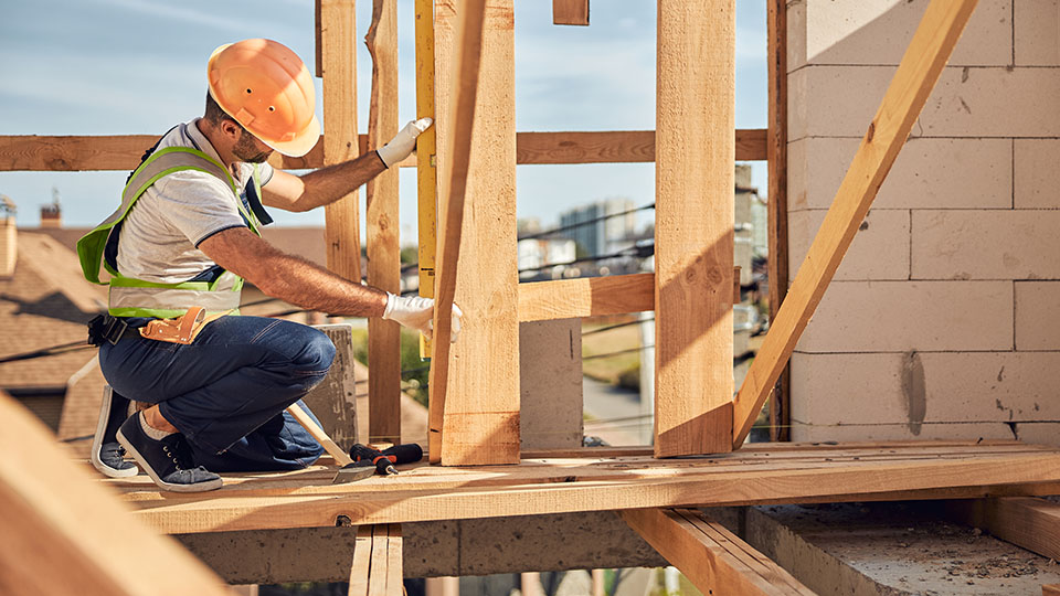 Как построить каркасный дом своими руками