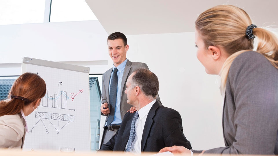 День рекламщика в 2026 году: история и традиции праздника