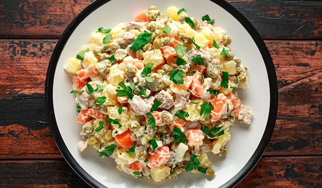 Оливье с говядиной