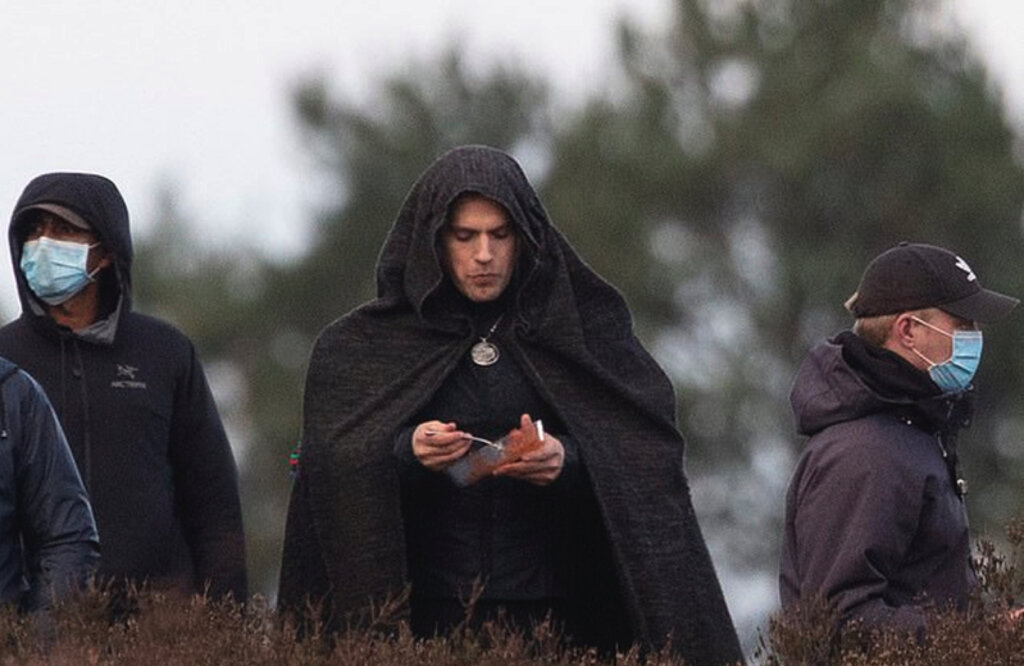 В Сети появились новые кадры со съемок второго сезона «Ведьмака»