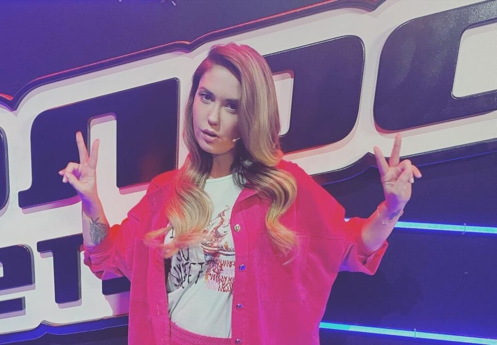 «Я травмировала своих детей»: Агата Муцениеце рассказала, что дочь просит ее помириться с бывшим мужем