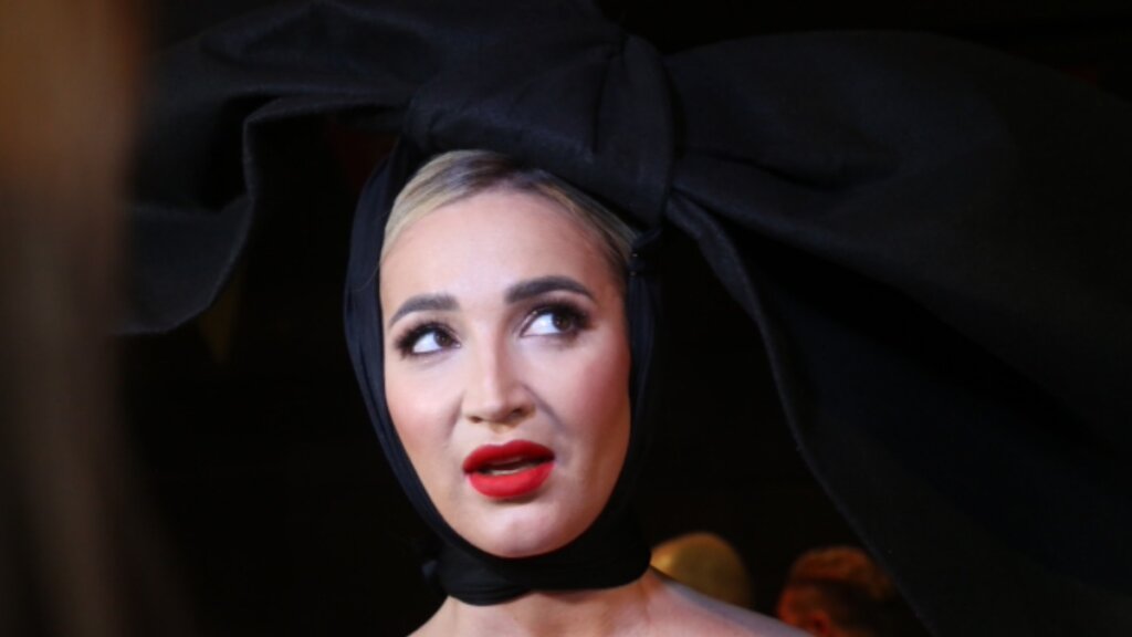 Мать откровенно рассказала о зависимости Ольги Бузовой