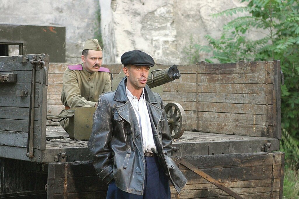 Сериалы, которые полюбила Россия: Питер без ума от «Ликвидации», а Владивосток — от «Кухни»