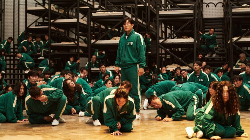 Участники «Игры в кальмара» пожаловались на скотские условия