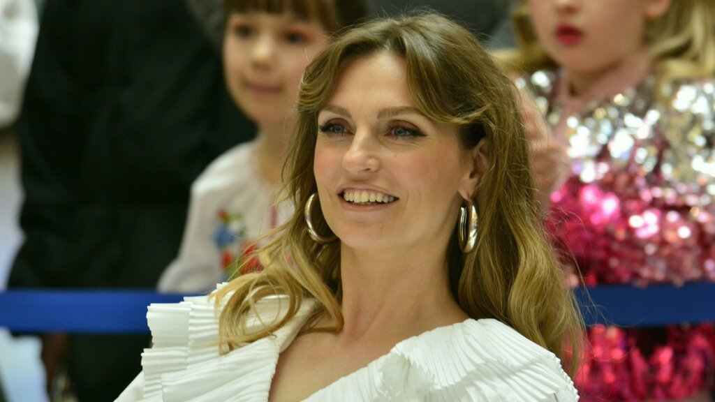 Саша Савельева прервала молчание после выходки своего супруга Кирилла Сафонова