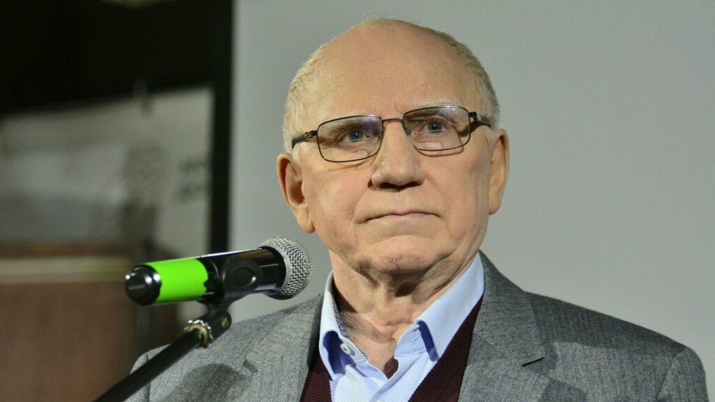 Валерий Баринов ответил Аде Роговцевой