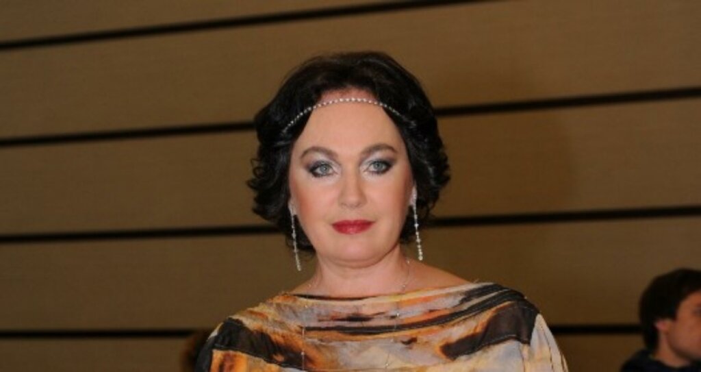 Телеведущая Гузеева призвала Леру Кудрявцеву быстрее возвращаться на родину