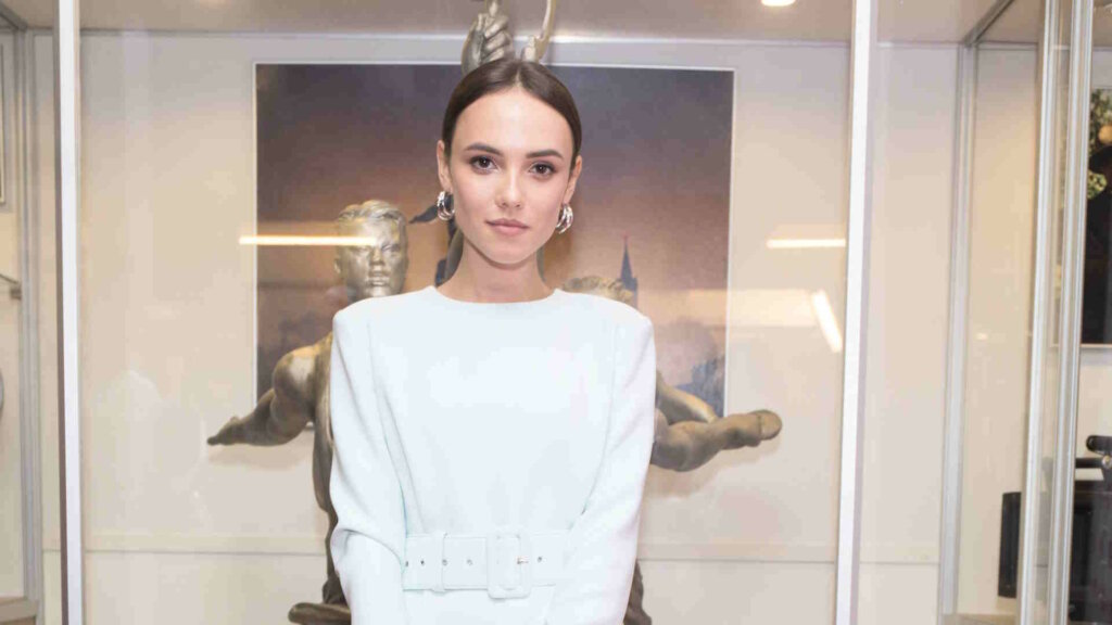 Бывшая невеста Александра Петрова Стася Милославская перестала скрывать нового возлюбленного