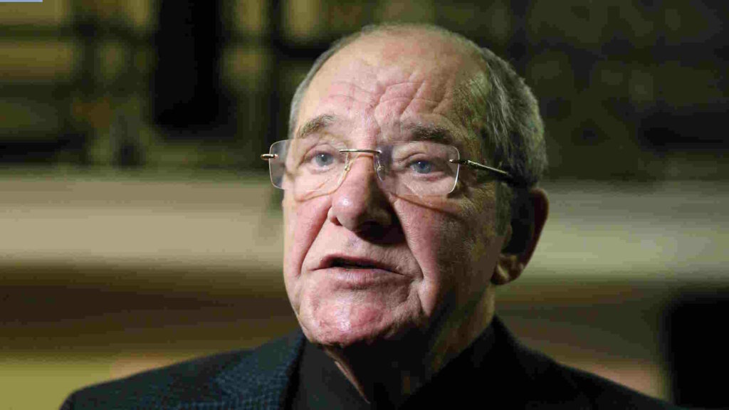 Бросил старшую дочь, похоронил умершую от рака жену и стал отцом после 78 лет: выстраданное счастье Эммануила Виторгана