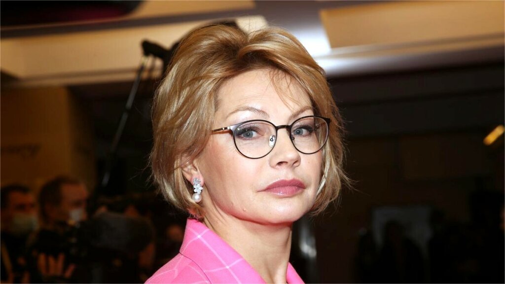 Алену Бабенко убрали из шоу «Жди меня»