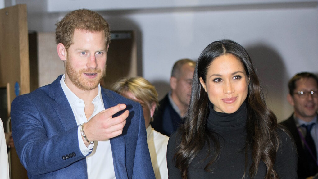 Принц Гарри и Меган Маркл выпустили традиционную рождественскую открытку: оценили не все