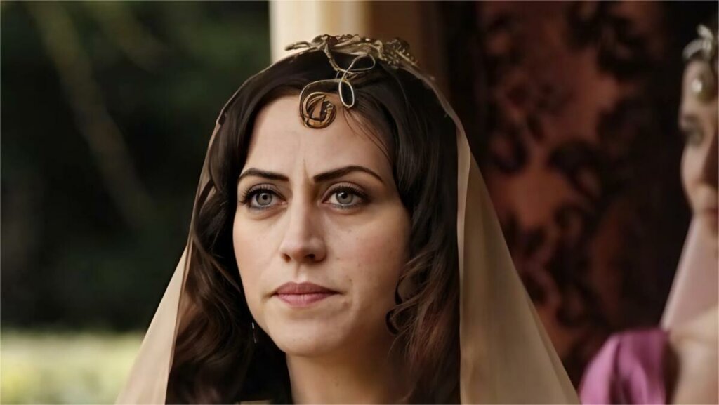 Не убивал Сулейман и любила Хюррем: сложная жизнь Гюльфем-хатун