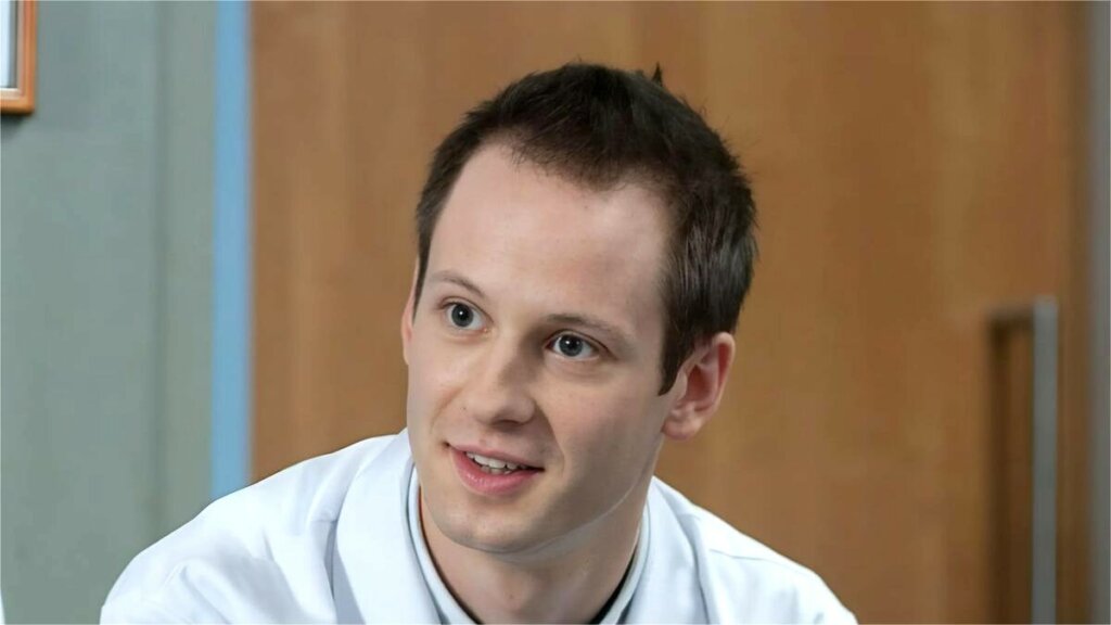 Признавался России в любви, а потом сбежал: куда пропал звезда «Интернов» Один Байрон