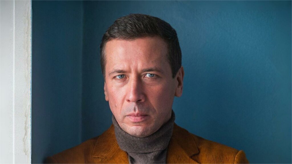 Четверо детей остались жить с Андреем Мерзликиным после развода