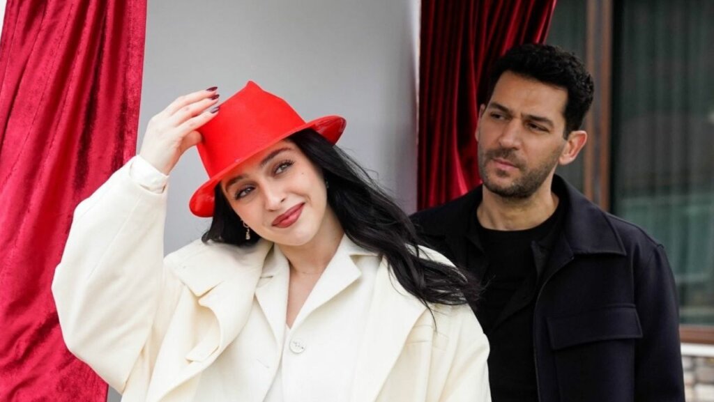 Беременность, любовь и падающие рейтинги: Описание 20 серии турецкого сериала «Розы и грехи»