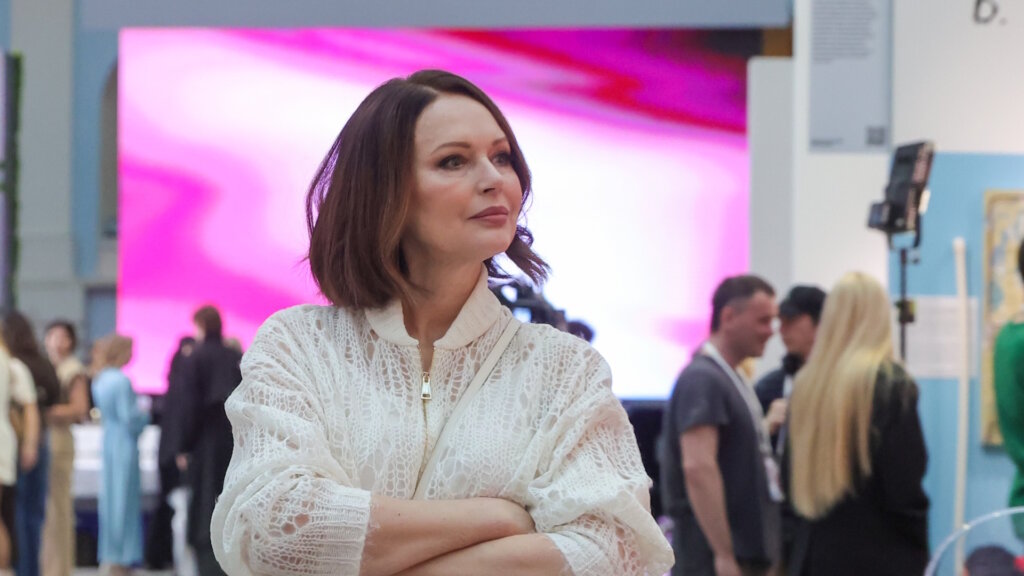 Ирина Безрукова рассказала о серьезном переломе: «Ну вот, погуляла!»