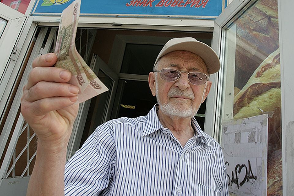 Правда что 2018 году пенсионерам работающим не будут платить пенсию Правда что 2018 году пенсионерам работающим не будут платить пенсию