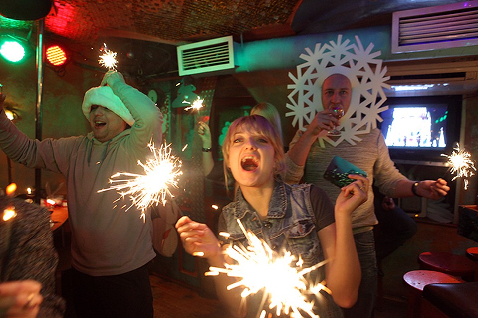 derevenskaya-tolstuha-muzhchini-lizhut-tolko-u-ponravivsheysya-devushki-ili-net-enn-porno-roliki