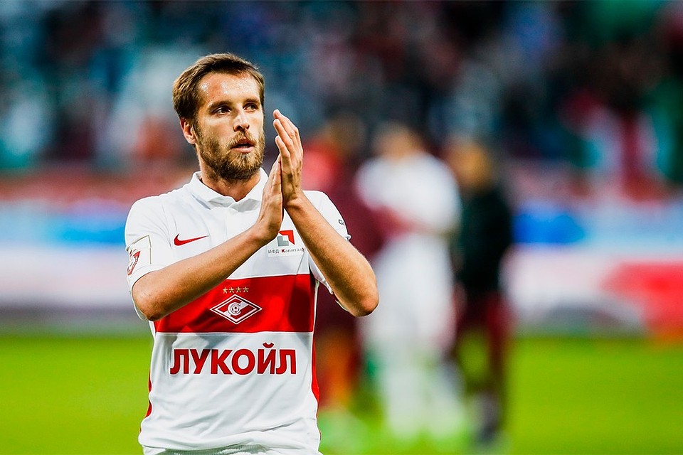 Дмитрий комбаров пополнит состав футбольного клуба