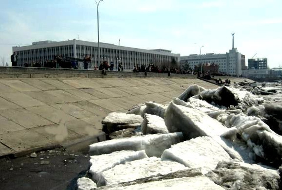 Ледоход достиг Лагерного сада и скоро будет в центре Томска