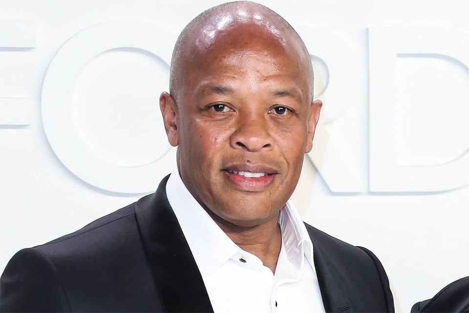 Рэпер Доктор Дре попал в реанимацию