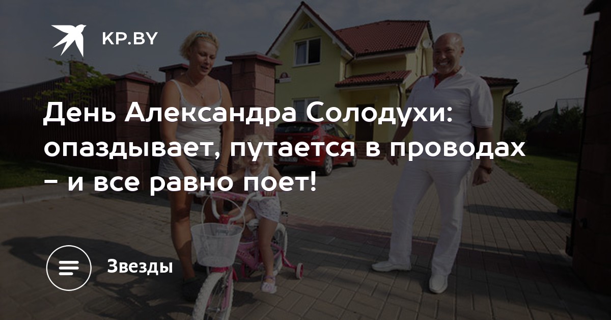 gruppovoy-doma-s-raey-na-divane-smotret-lesu-zhenskie-orgazmi