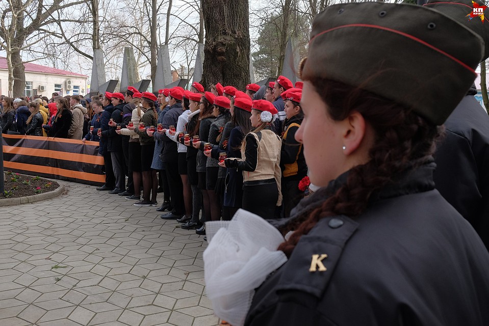 Памятник погибшему в сирии