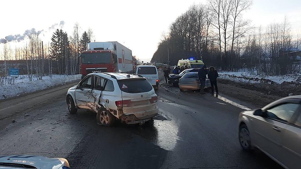 Дтп ижевск вчера. Дтп ижевск вчера. Авария ува - ижевск 01. Ижевск происшествия сейчас. Дтп в удмуртии со смертельным исходом.