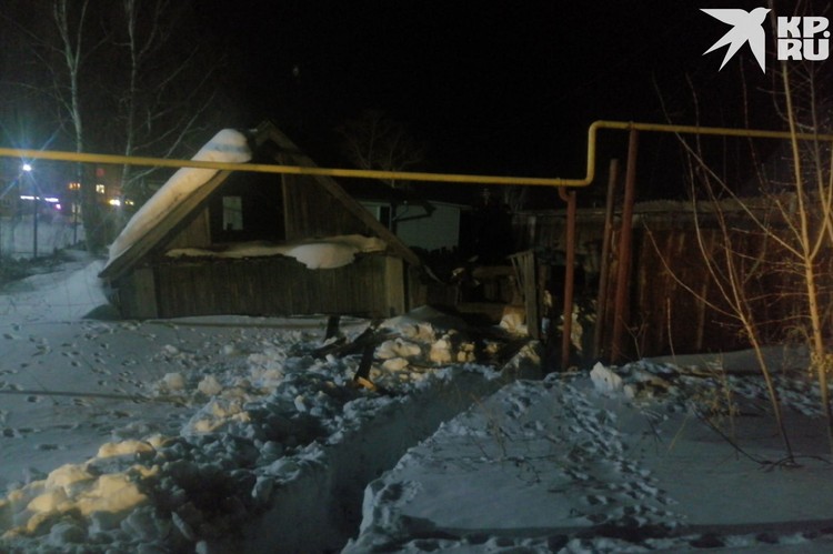 На территории этого дома было закопано тело.