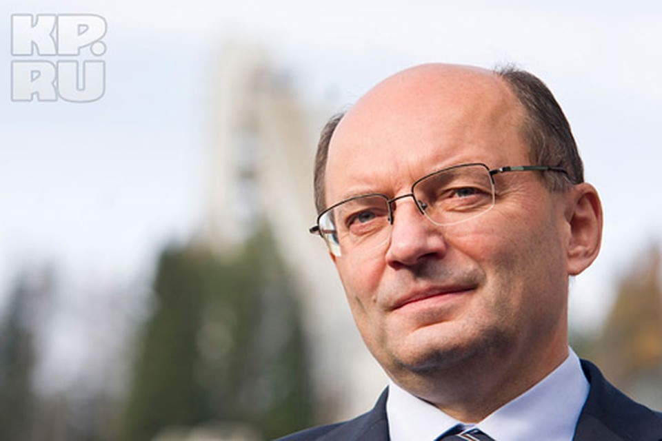 Б мишарин. Мишарин драматург. Б мишарин. Б мишарин. Б мишарин.