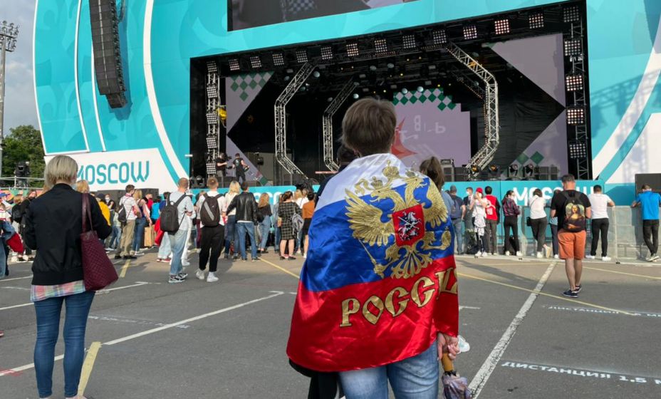 Наблюдать за матчами Евро-2020 придется из дома. Фото: «КП Спорт»