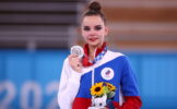Гимнастка Дина Аверина получила государственную награду