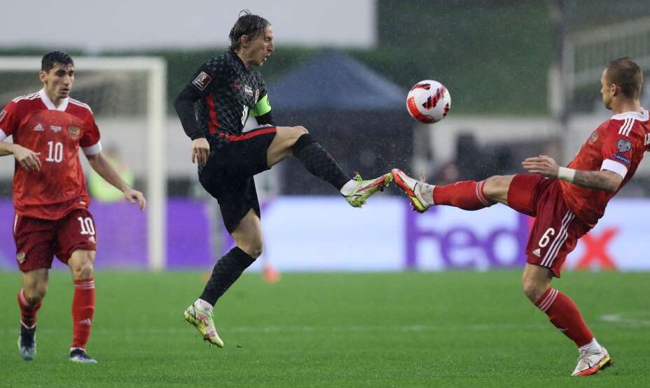 Лука Модрич, Дмитрий Баринов, Зелимхан Бакаев