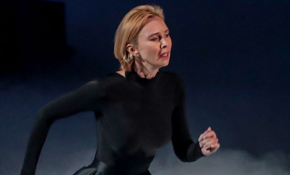 Татьяна Тотьмянина совсем себя не жалеет и после больницы будет участвовать в новом ледовом шоу. 
Фото: Global Look Press