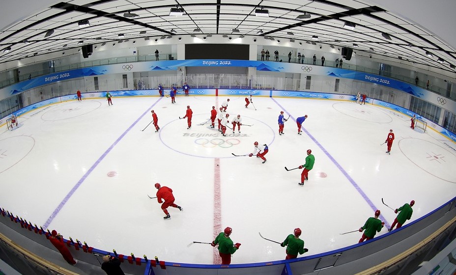 Российские хоккеисты опробовали пекинский лед. Фото: ФХР