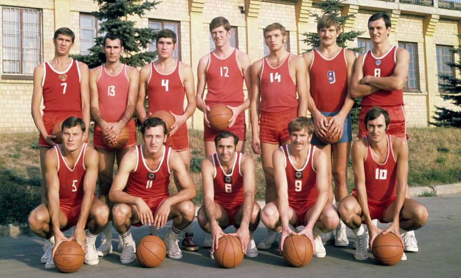 Та самая олимпийская сборная СССР 1972 года, выигравшая золото Олимпиады. Александр Белов (№14). Фото: ТАСС