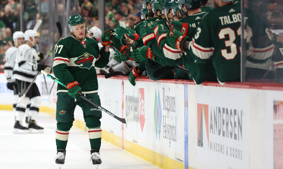 Кирилл Капризов, хоккей