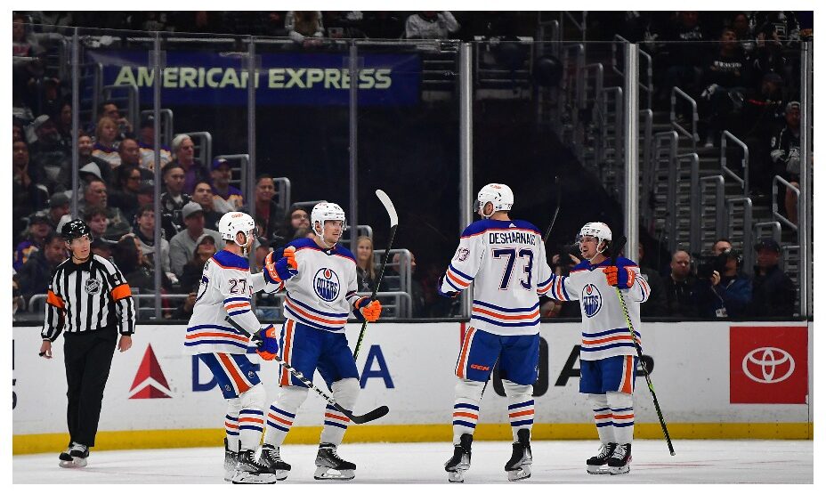 Клим Костин, хоккей