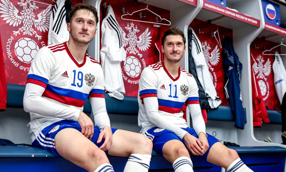 Один из братьев Миранчук может примерить смокинг. Фото: РФС