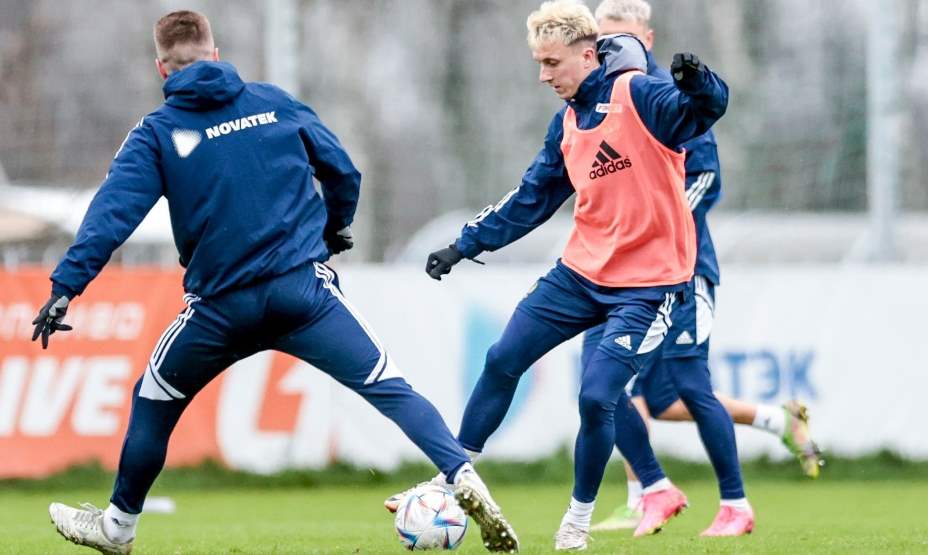 Александр Головин готовится показать кубинцам свое мастерство. Фото: сайт РФС