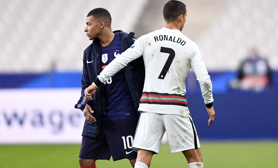 Экс-футболист «Реала» объяснил, почему нельзя сравнивать потенциальный переход Мбаппе с трансфером Роналду. Фото: Global Look Press