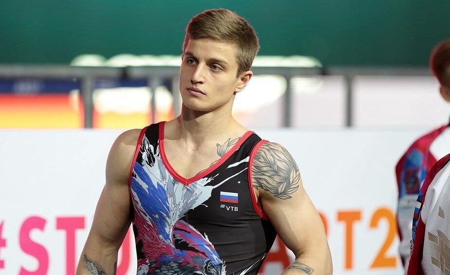 Иван Стретович за сутки потерял бабушку и новорожденного сына. Фото: социальные сети Стретовича