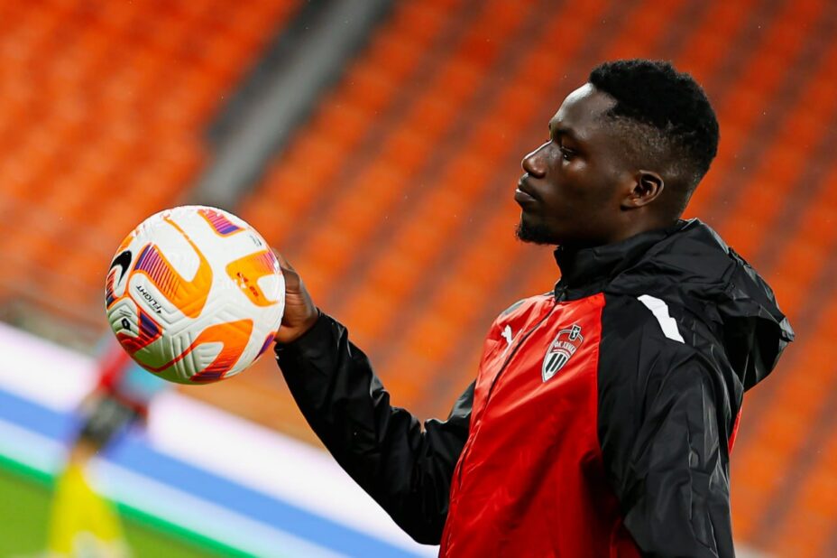 Мори Гбане стал полноправным игроком «Жил Висенте». Фото: ФК «Химки»