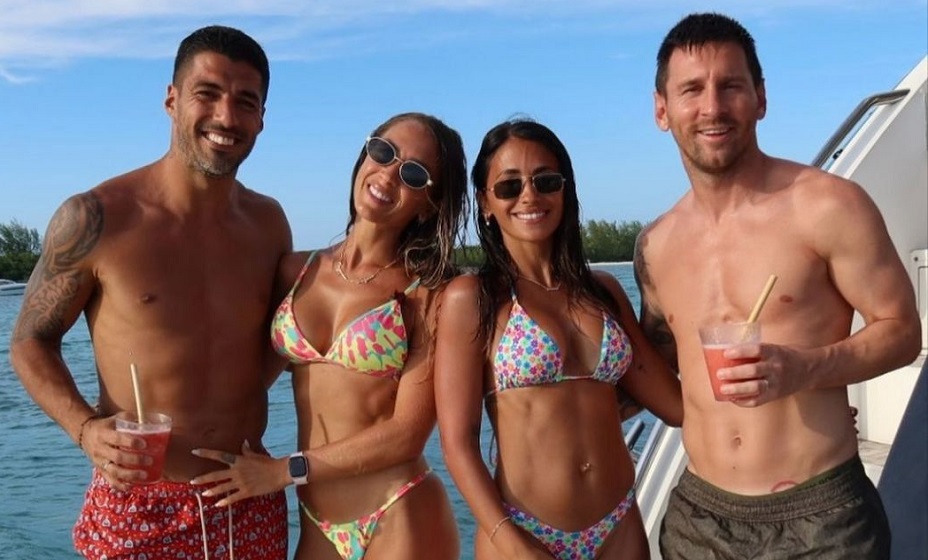 Суарес поделился фотографией совместного отдыха с Месси. Фото: соцсети Луиса Суареса